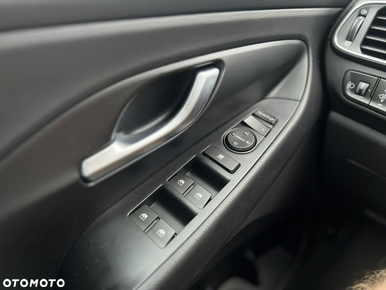 Hyundai i30 1.0 T-GDI Modern - 16