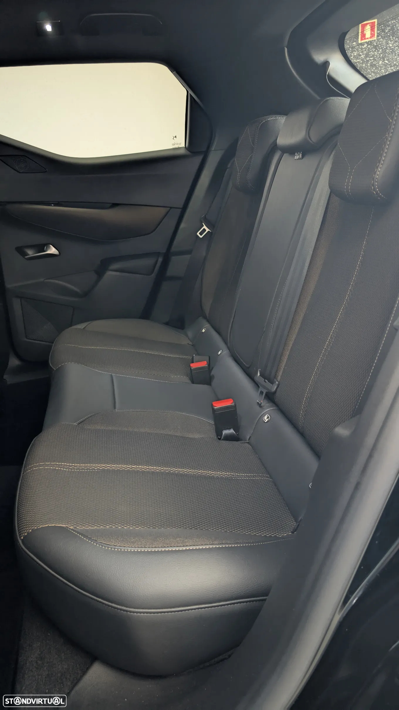 DS DS3 Crossback 1.5 BlueHDi So Chic EAT8 - 16
