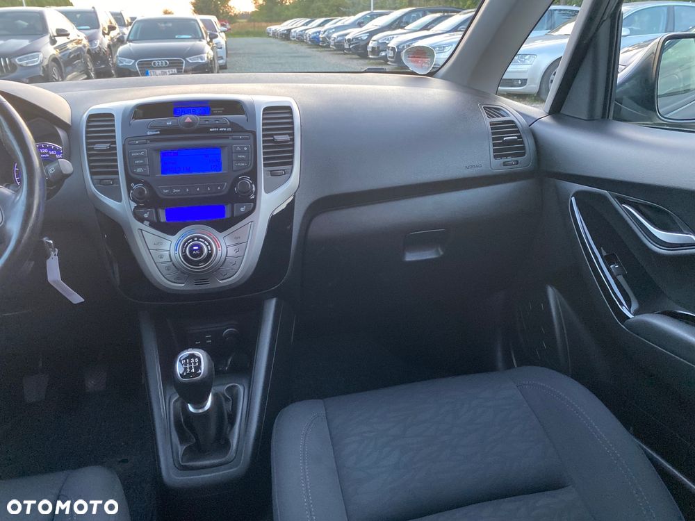 Hyundai ix20 1.4 blue Trend - 32