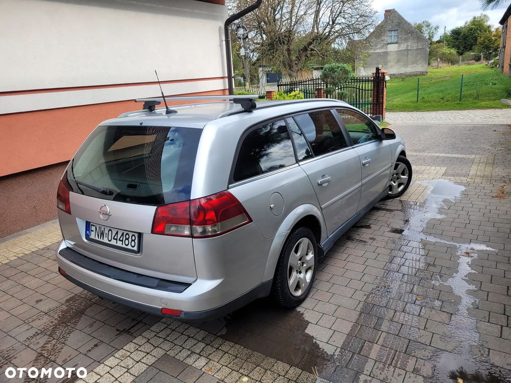 Opel Vectra 1.9 CDTI DPF Automatik Edition - 2