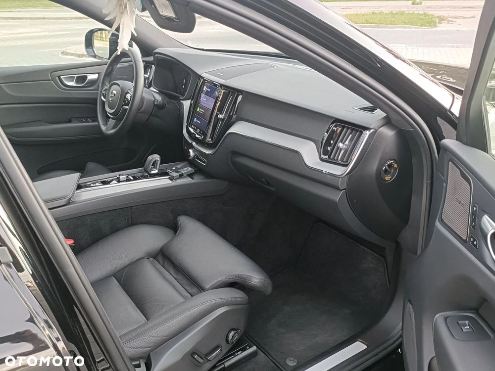 Volvo XC 60 B4 D AWD Geartronic RDesign - 10