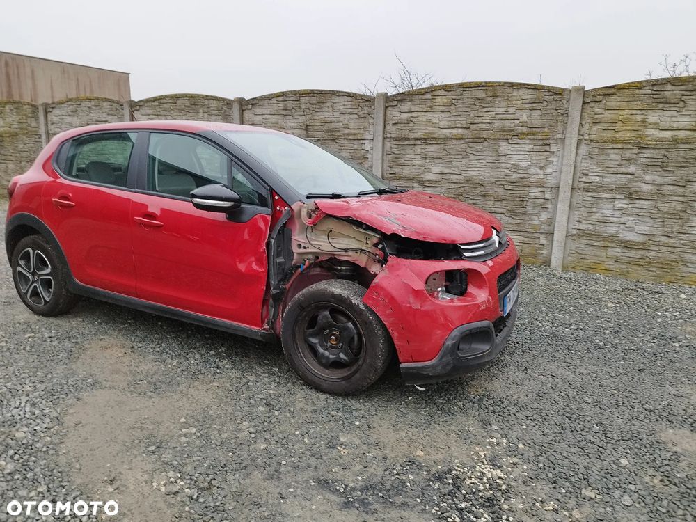 Citroën C3 Pure Tech 82 SHINE - 12