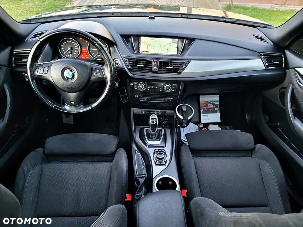 BMW X1 xDrive18d xLine - 28