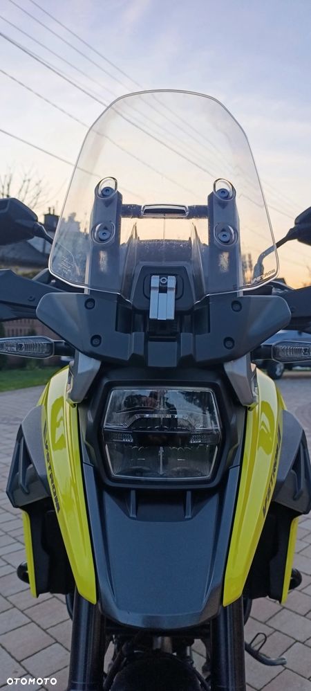 Suzuki V-STROM - 20