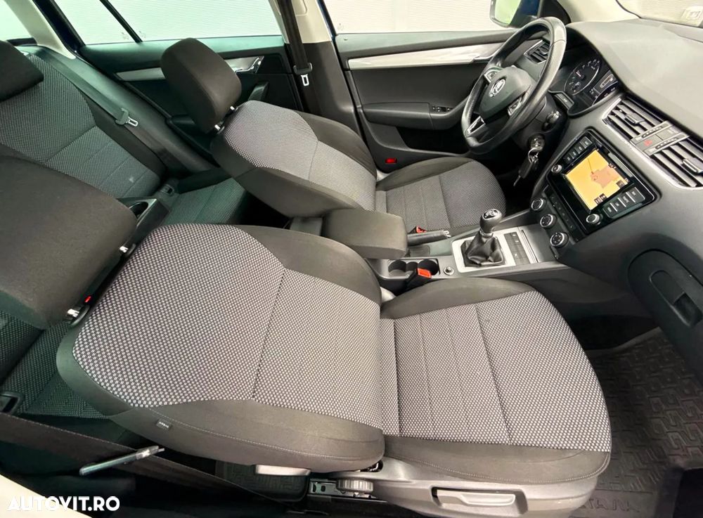 Skoda Octavia 1.6 TDI (Green tec) Style - 19