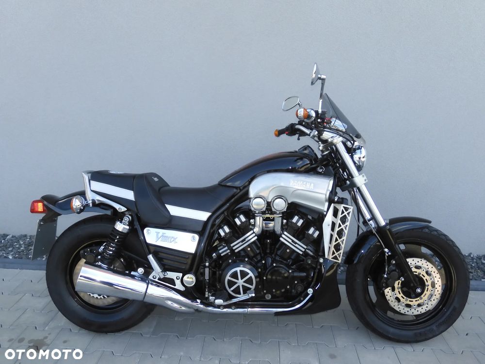 Yamaha V-MAX - 15