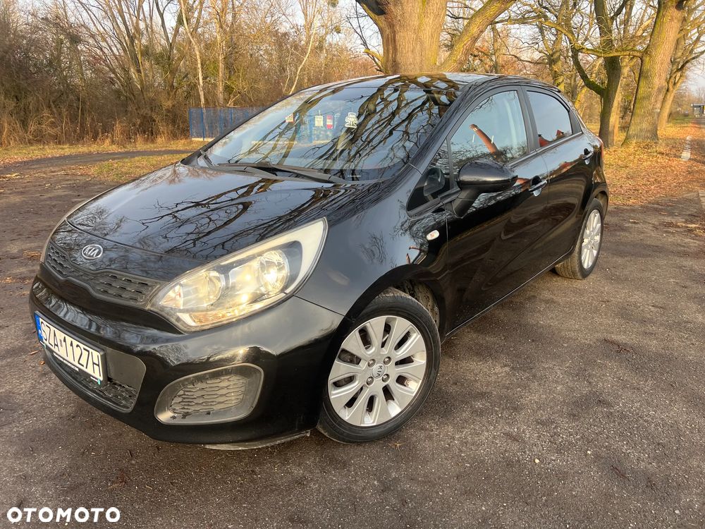 Kia Rio 1.2 Attract - 12