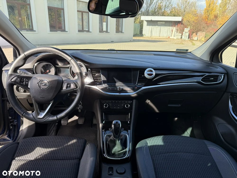 Opel Astra V 1.2 T Elegance S&S - 11