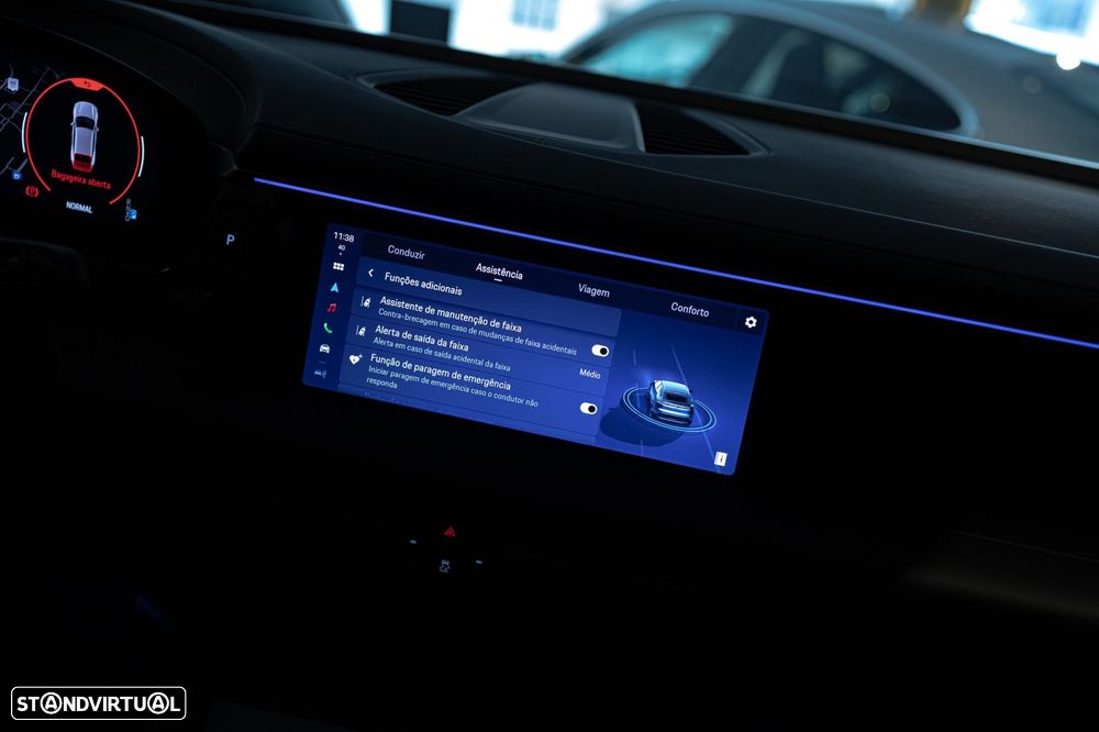 Porsche Macan Electric 4 - 47