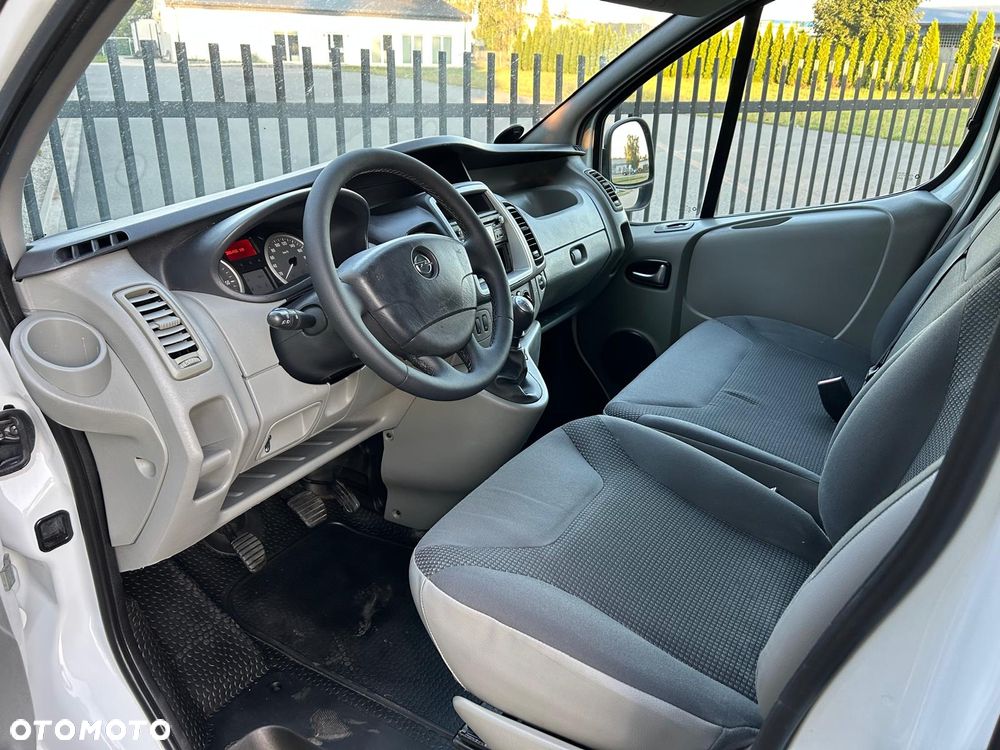 Renault Trafic - 22
