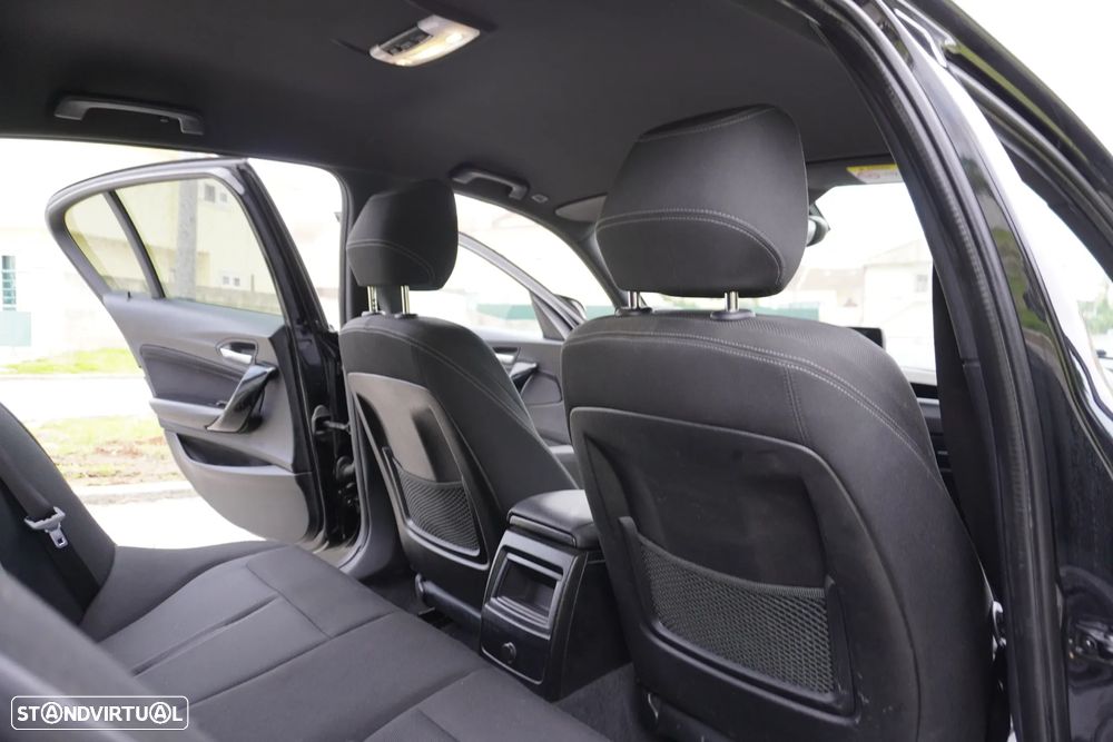 BMW 116 d Pack M - 20