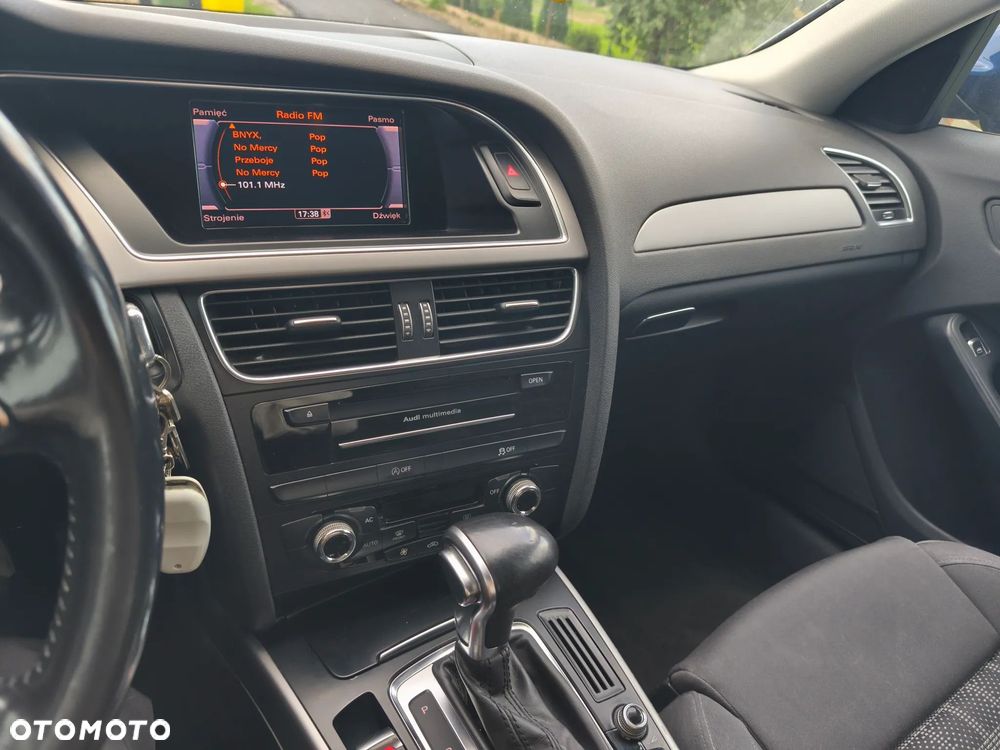 Audi A4 Avant 2.0 TDI Multitronic - 17
