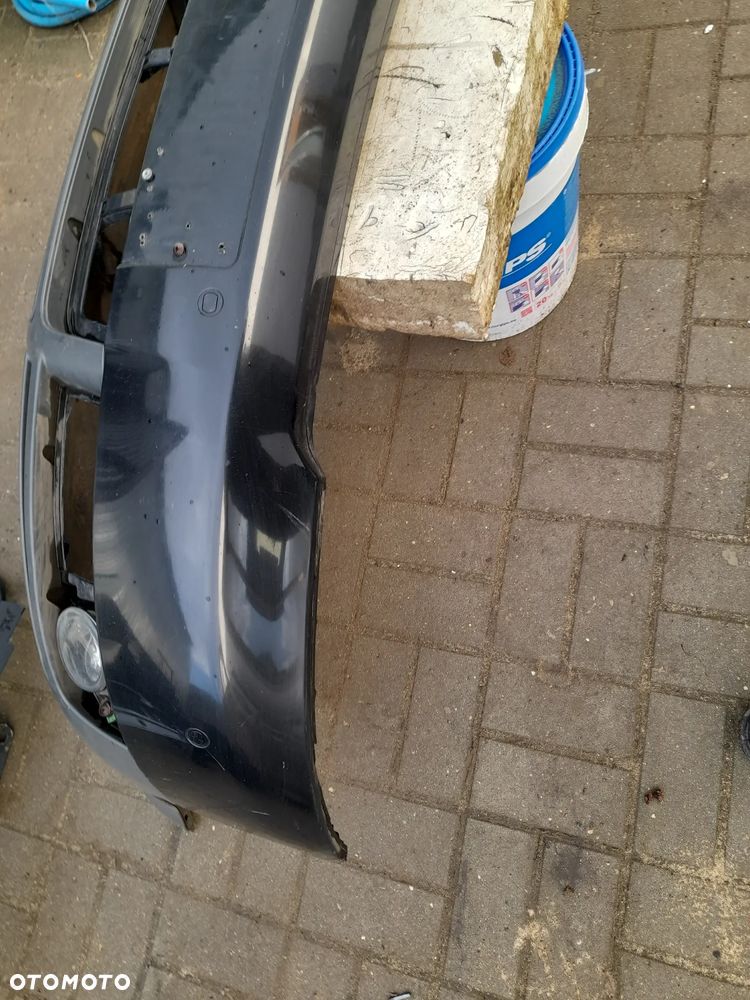 AUDI A4 B6 ZDERZAK PRZEDNI PRZÒD PDC - 10