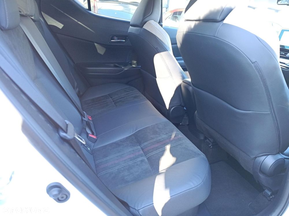 Toyota C-HR 2.0 Hybrid GR Sport - 25