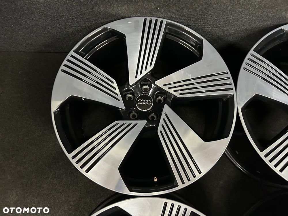 Alufelgi Audi Q7 E-Tron, Q7 II, Q8, Q5 II, A6 C8, A7 21 cali 5x112 4szt. - 19