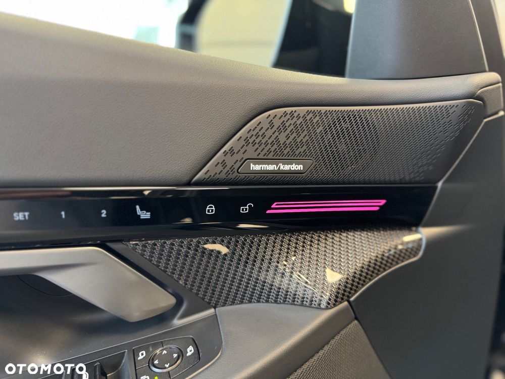 BMW Seria 5 520d xDrive - 12