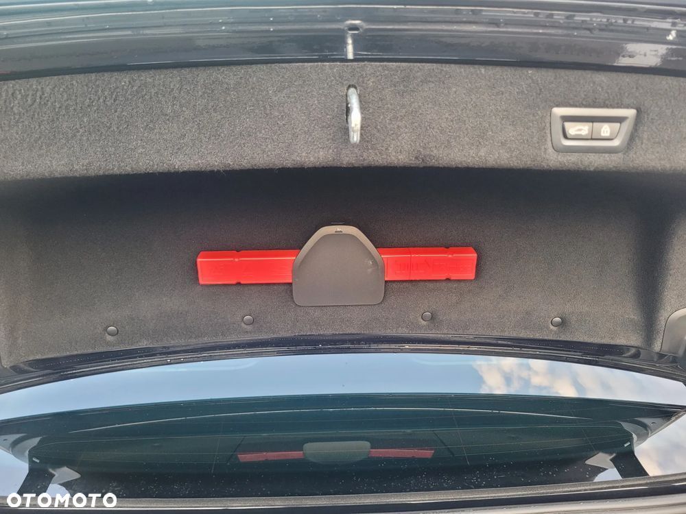 BMW Seria 7 740d xDrive mHEV sport - 11