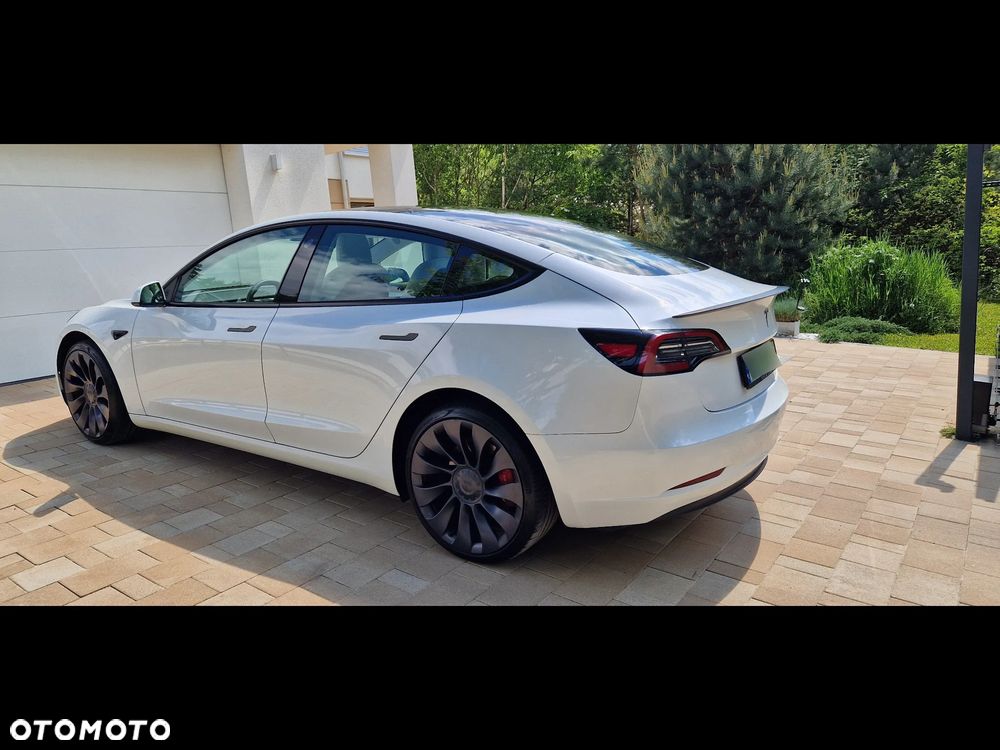 Tesla Model 3 Performance AWD - 3