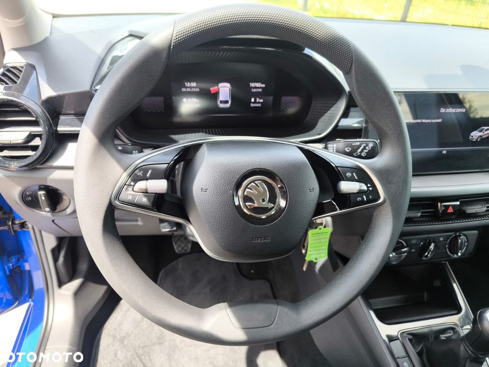 Skoda Fabia 1.0 Essence - 11