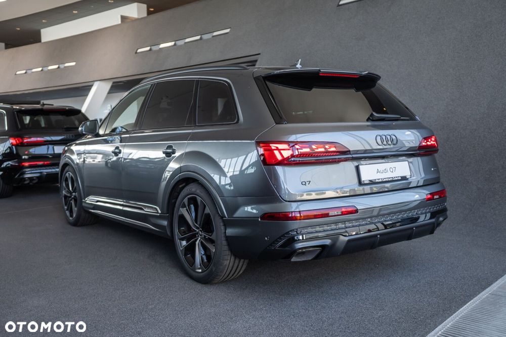 Audi Q7 - 4