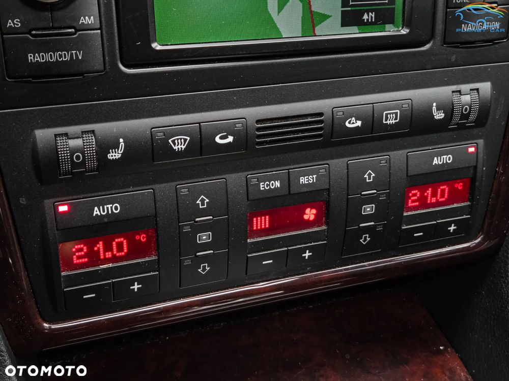 Audi A8 W12 quattro - 35