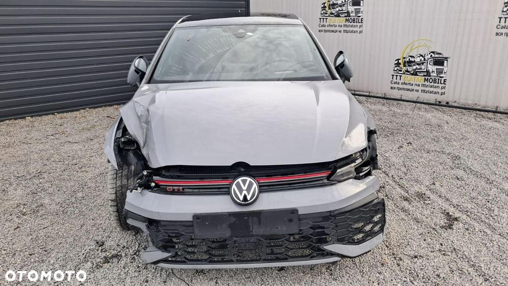 Volkswagen Golf - 17