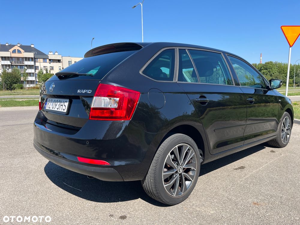 Skoda RAPID 1.4 TSI Drive DSG - 9
