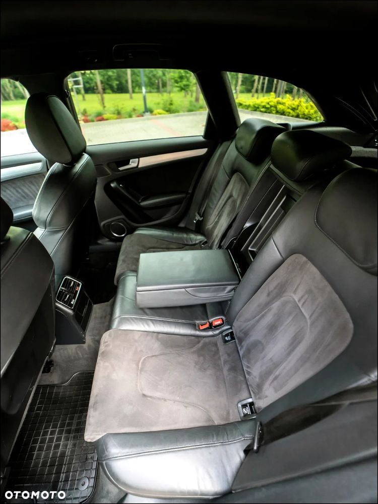 Audi A4 Avant - 32