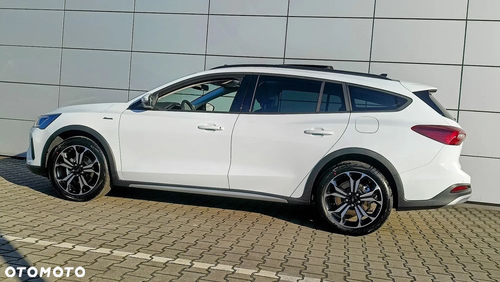 Ford Focus 1.0 EcoBoost mHEV Active X - 4