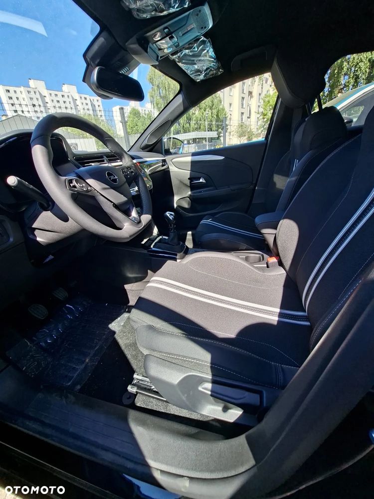 Opel Corsa - 16
