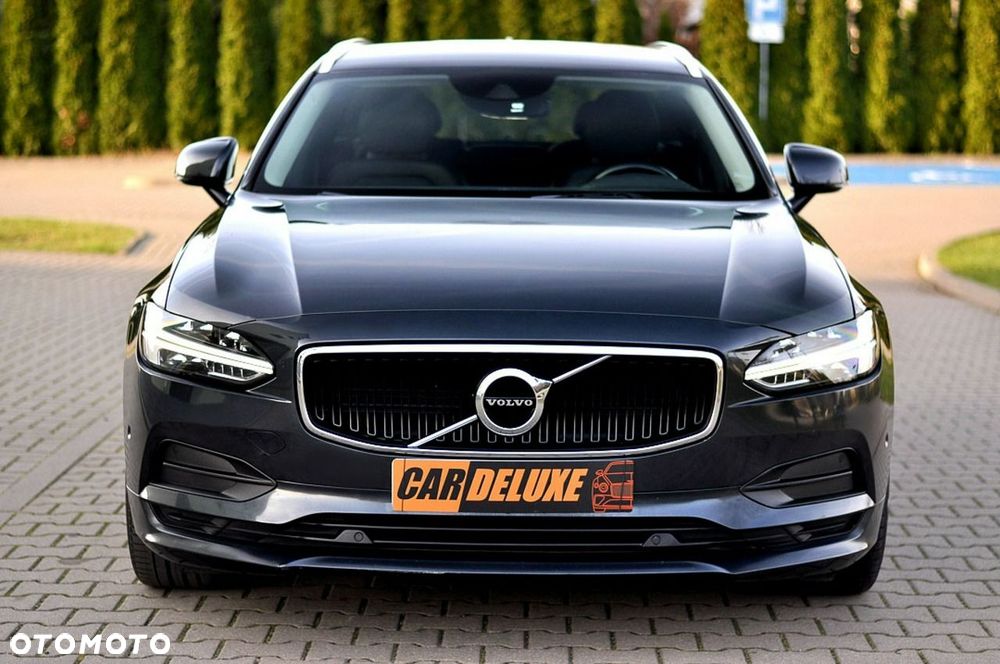 Volvo V90 D3 Momentum Pro - 11