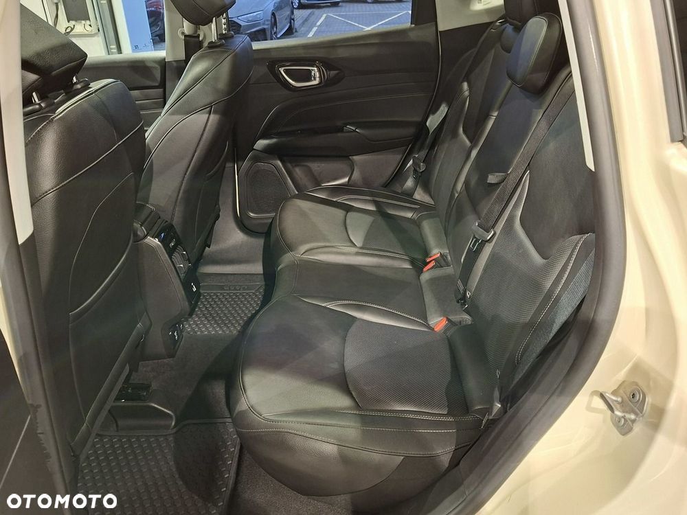 Jeep Compass - 6