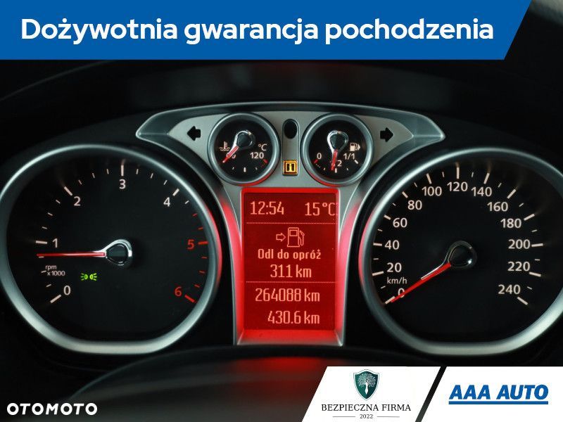 Ford Kuga - 10