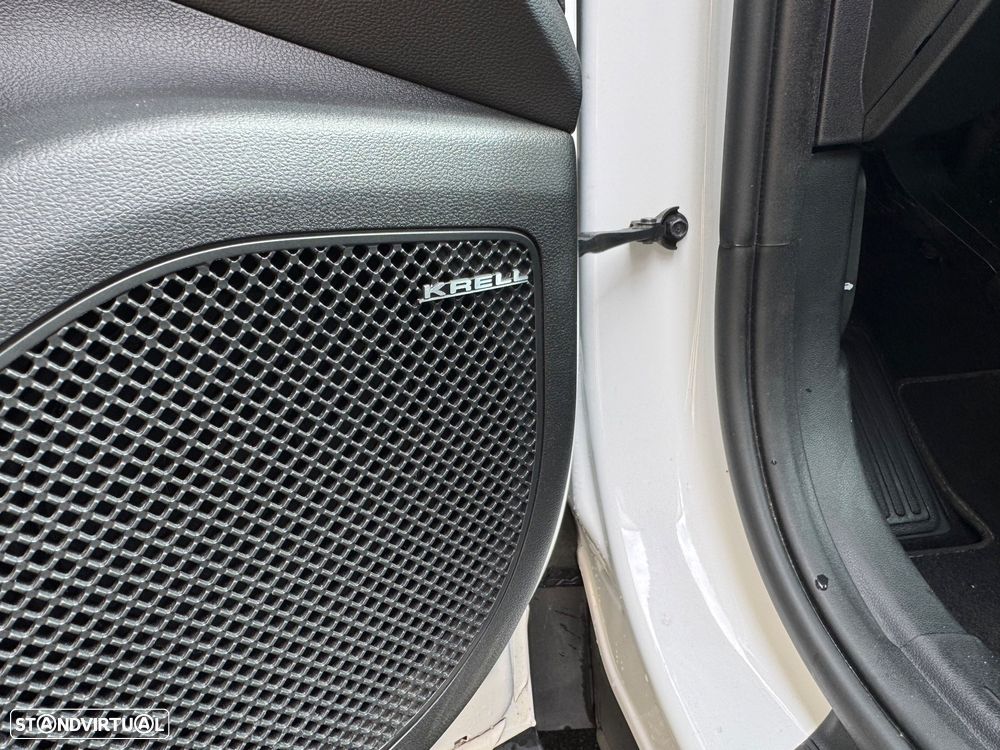 Hyundai Tucson 1.6 CRDi Vanguard - 12