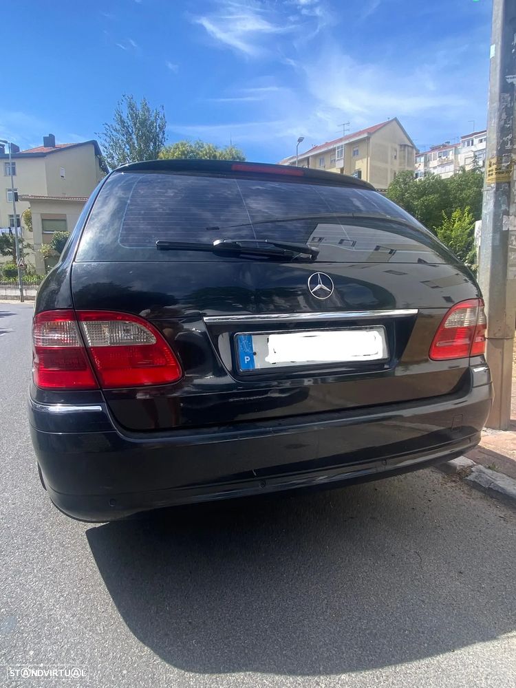 Mercedes-Benz E 270 CDi Avantgarde - 4
