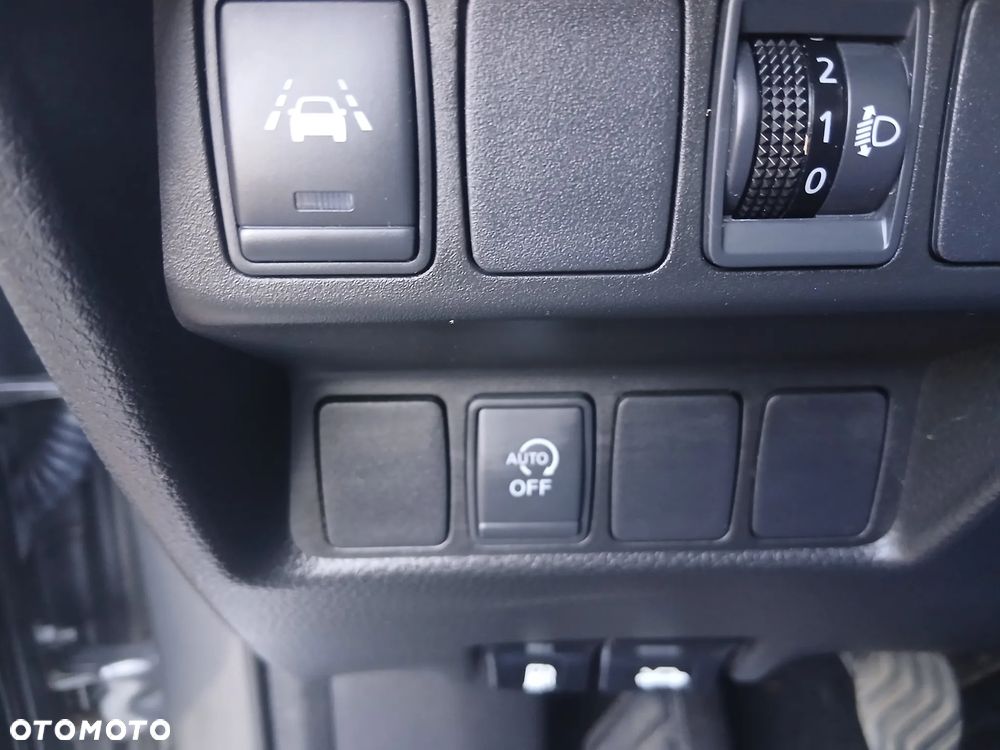 Nissan Qashqai 1.3 DIG-T N-Connecta - 19