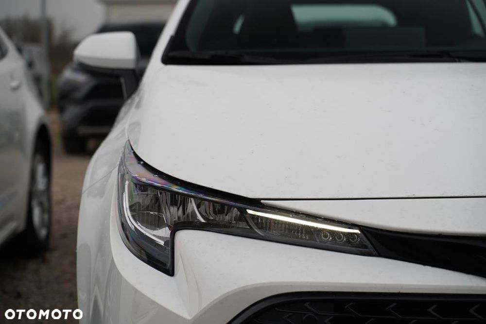 Toyota Corolla 1.8 Hybrid Comfort - 22
