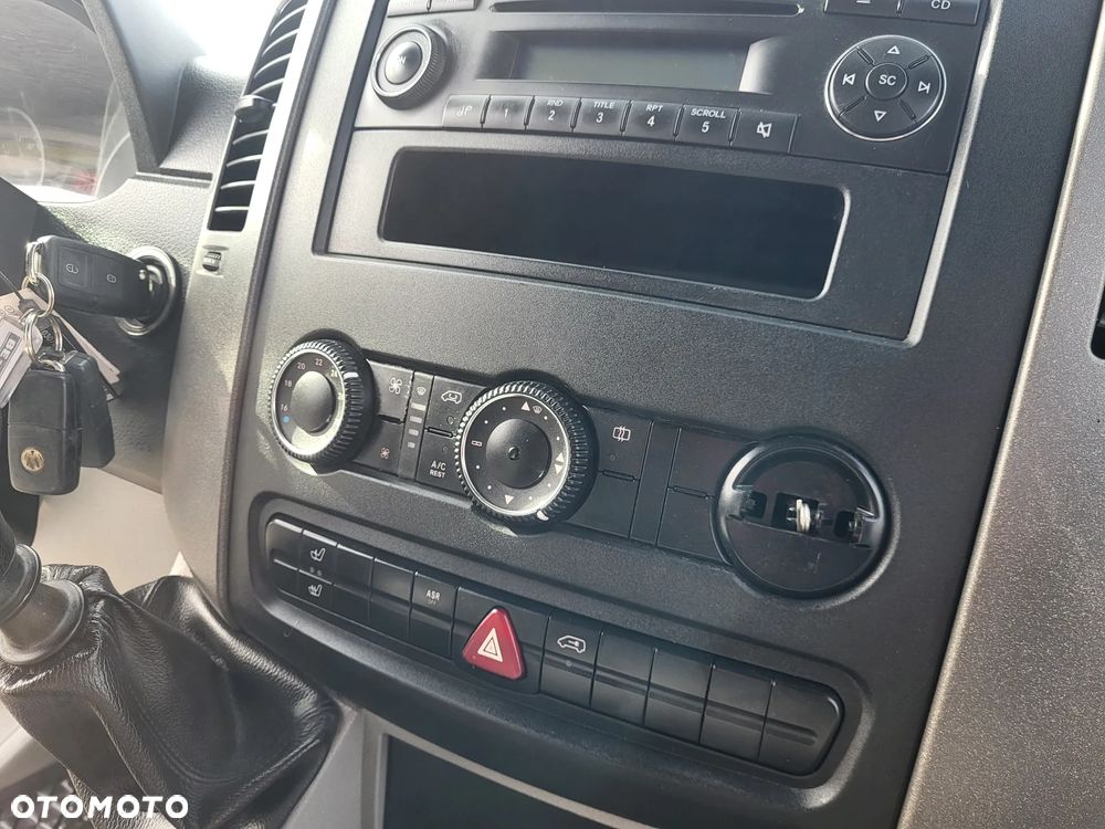 Volkswagen Crafter 2.5 tdi skrzynia 4.40m klima bez rdzy Serwisowany - 10