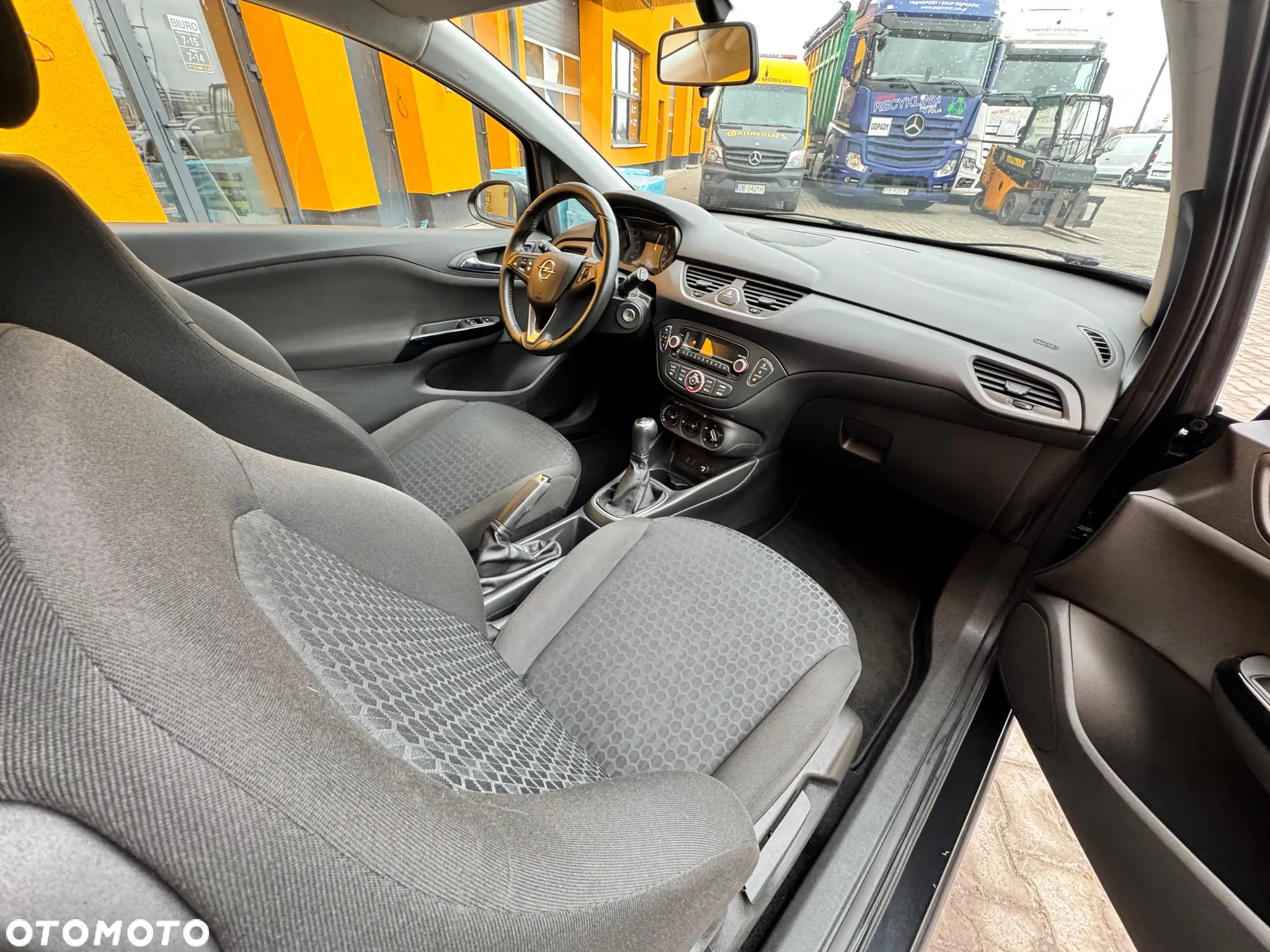 Opel Corsa 1.2 16V Color Edition - 15