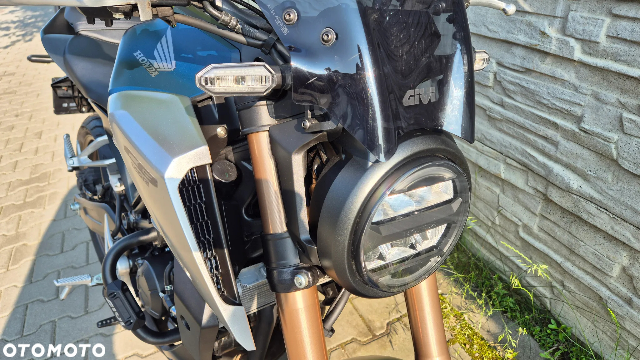 Honda CB - 19