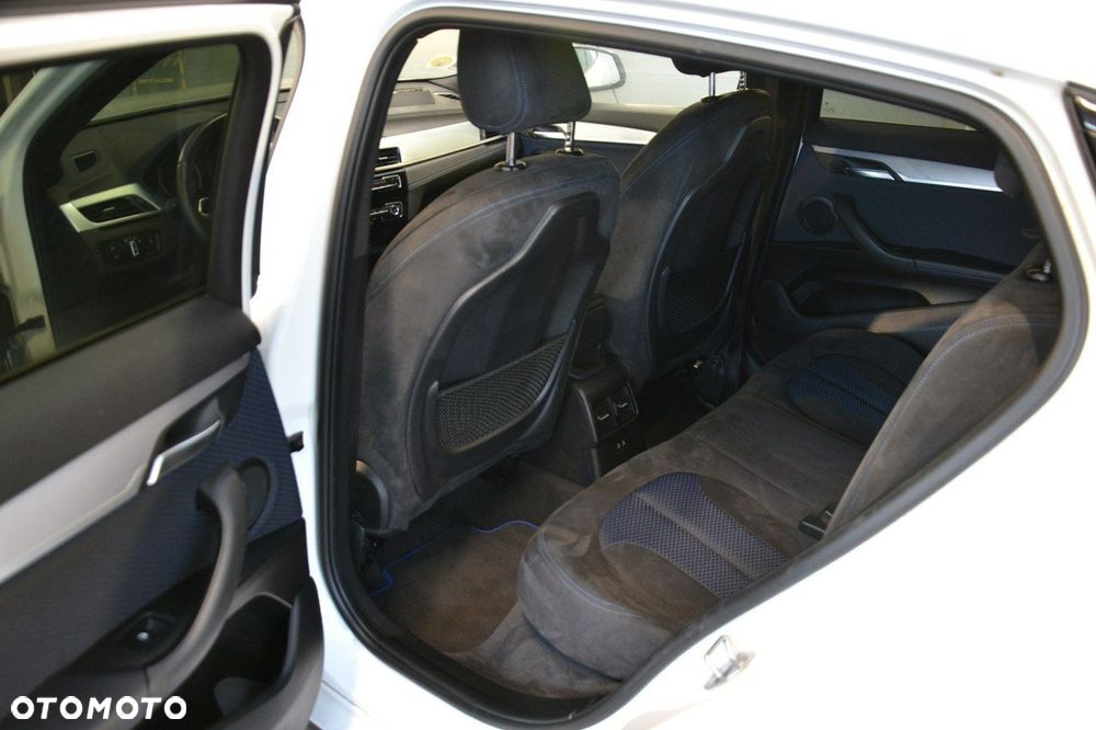 BMW X2 - 24