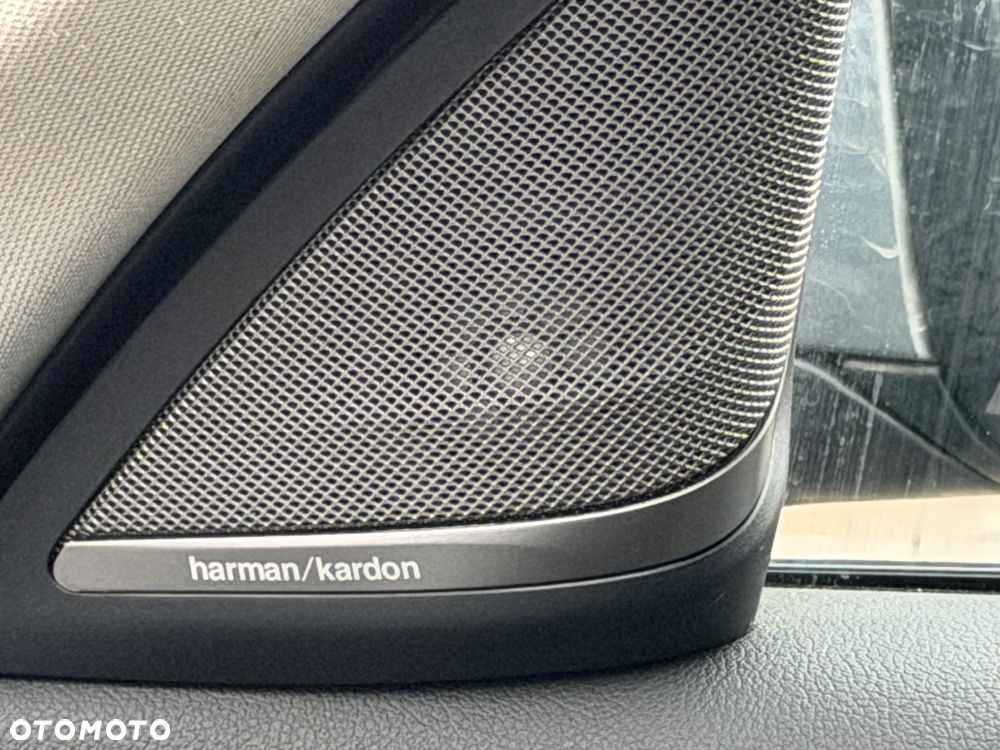 BMW Seria 5 530d xDrive Sport Line sport - 18