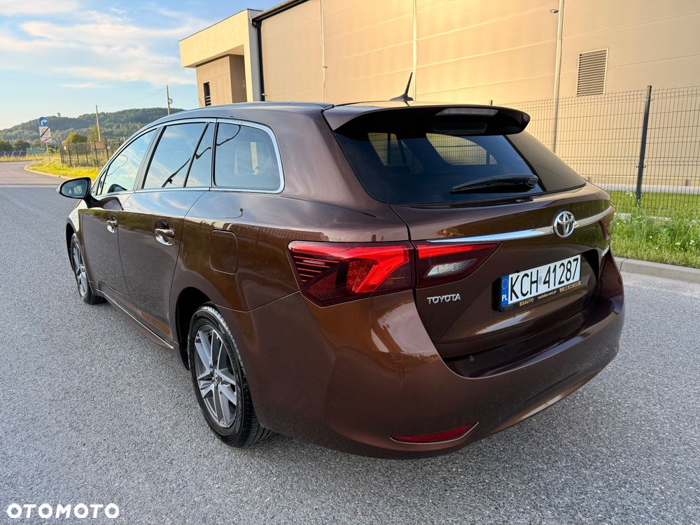 Toyota Avensis 1.8 Selection - 7