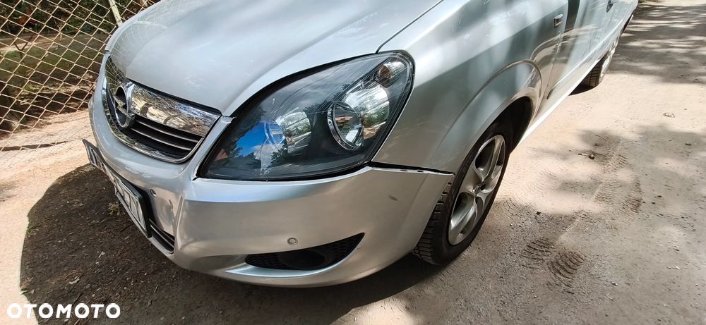 Opel Zafira 1.8 Enjoy - 9