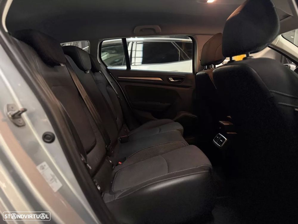Renault Mégane Sport Tourer 1.5 Blue dCi Business - 22
