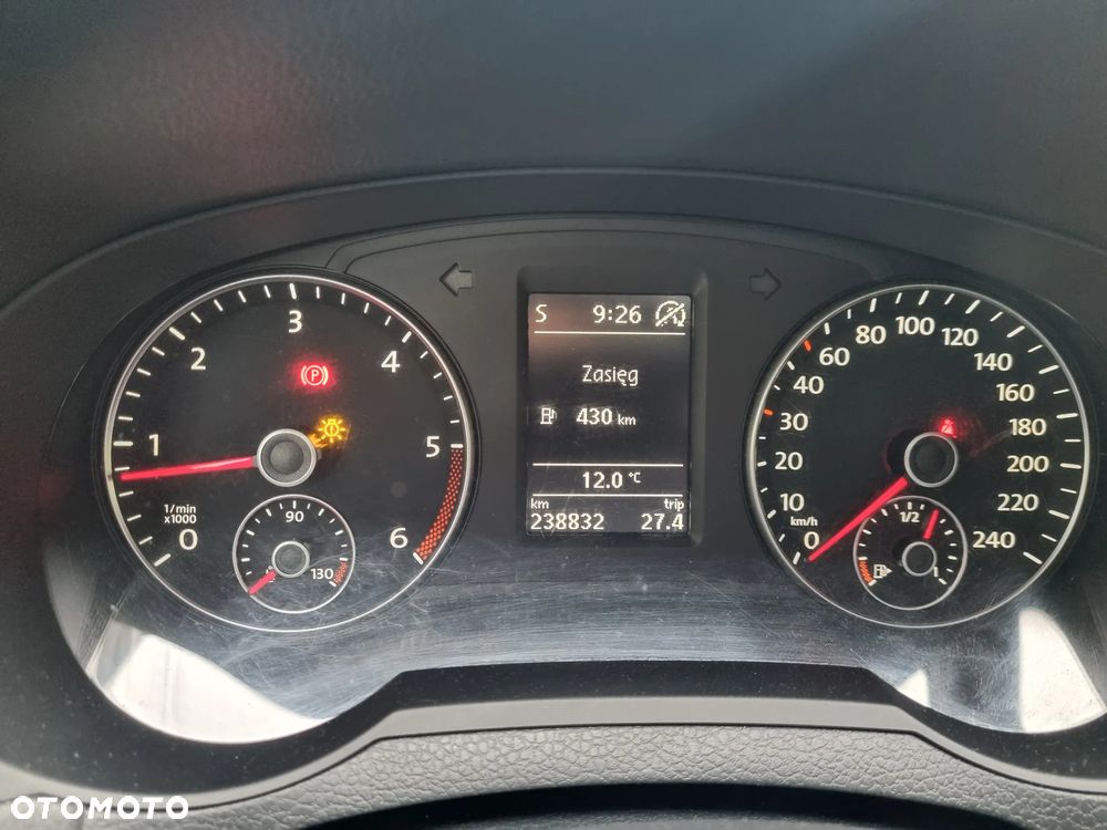 Volkswagen Sharan 2.0 TDI Comfortline - 24