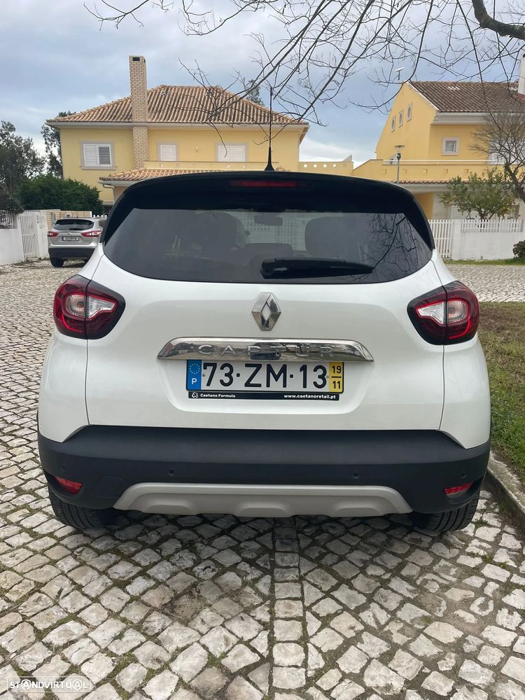 Renault Captur 0.9 TCE Exclusive - 1