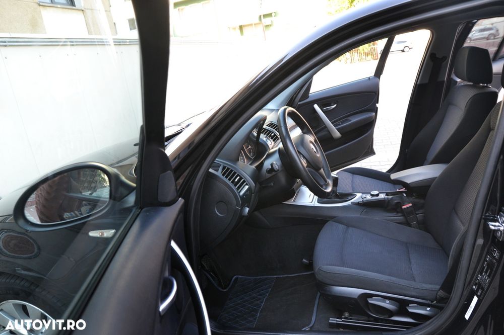BMW Seria 1 120d DPF - 17