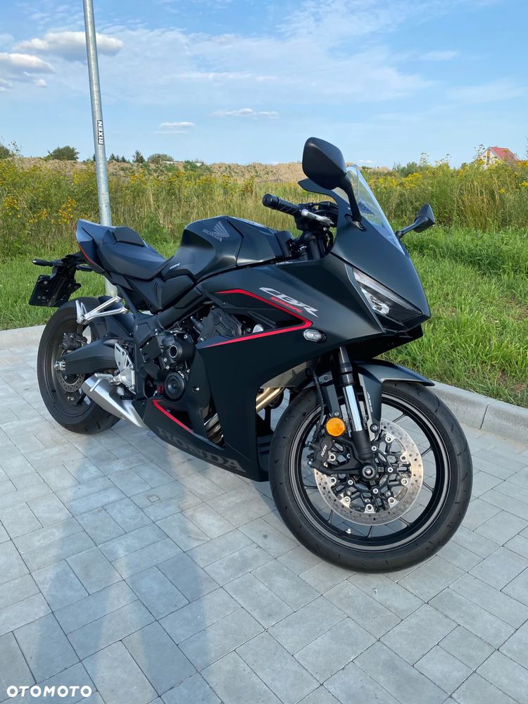 Honda CBR - 1