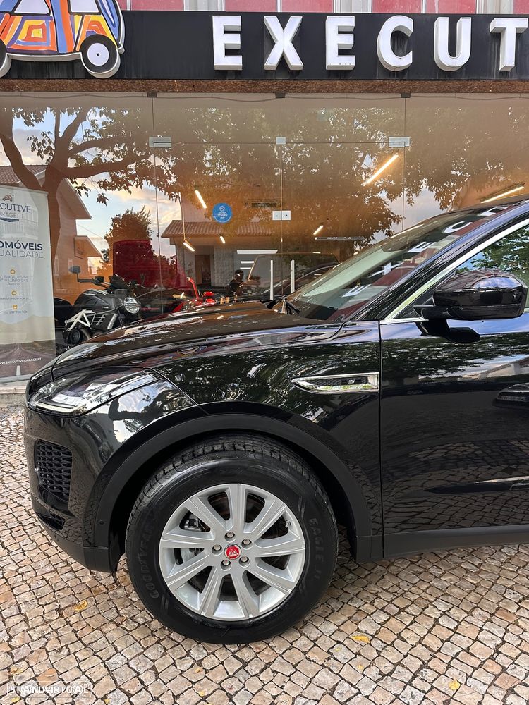 Jaguar E-Pace 2.0 i4D R-Dynamic S - 4